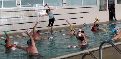 Attività motoria in piscina 